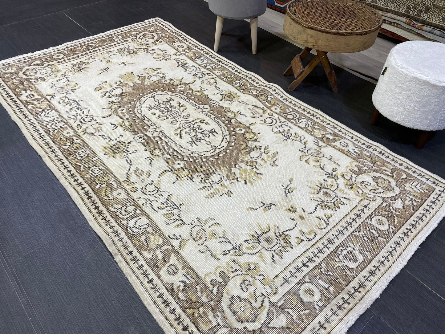 Neutral Rug, Persian RUG, TURKISH 4x7 Rug, Hand knotted Rug, Oriental Rug, Vintage Rug, Handmade Rug, Antique Rug, Oushak Rug, woven rug.