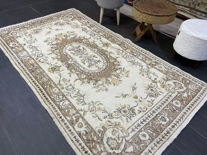 Neutral Rug, Persian RUG, TURKISH 4x7 Rug, Hand knotted Rug, Oriental Rug, Vintage Rug, Handmade Rug, Antique Rug, Oushak Rug, woven rug.