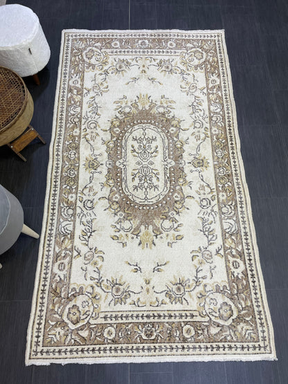 Neutral Rug, Persian RUG, TURKISH 4x7 Rug, Hand knotted Rug, Oriental Rug, Vintage Rug, Handmade Rug, Antique Rug, Oushak Rug, woven rug.