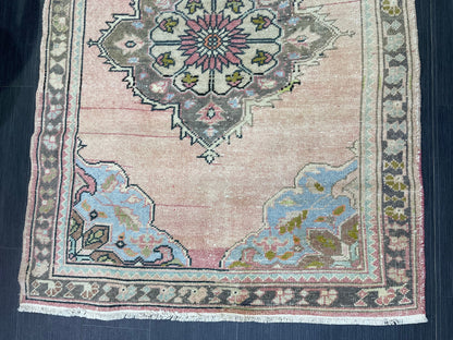 Antique Rug, Vintage 3.8 x 6.8 Rug, Turkish Wool Rug, Oushak Rug, Hand Knotted Rug, Persian Rug, Handmade Rug