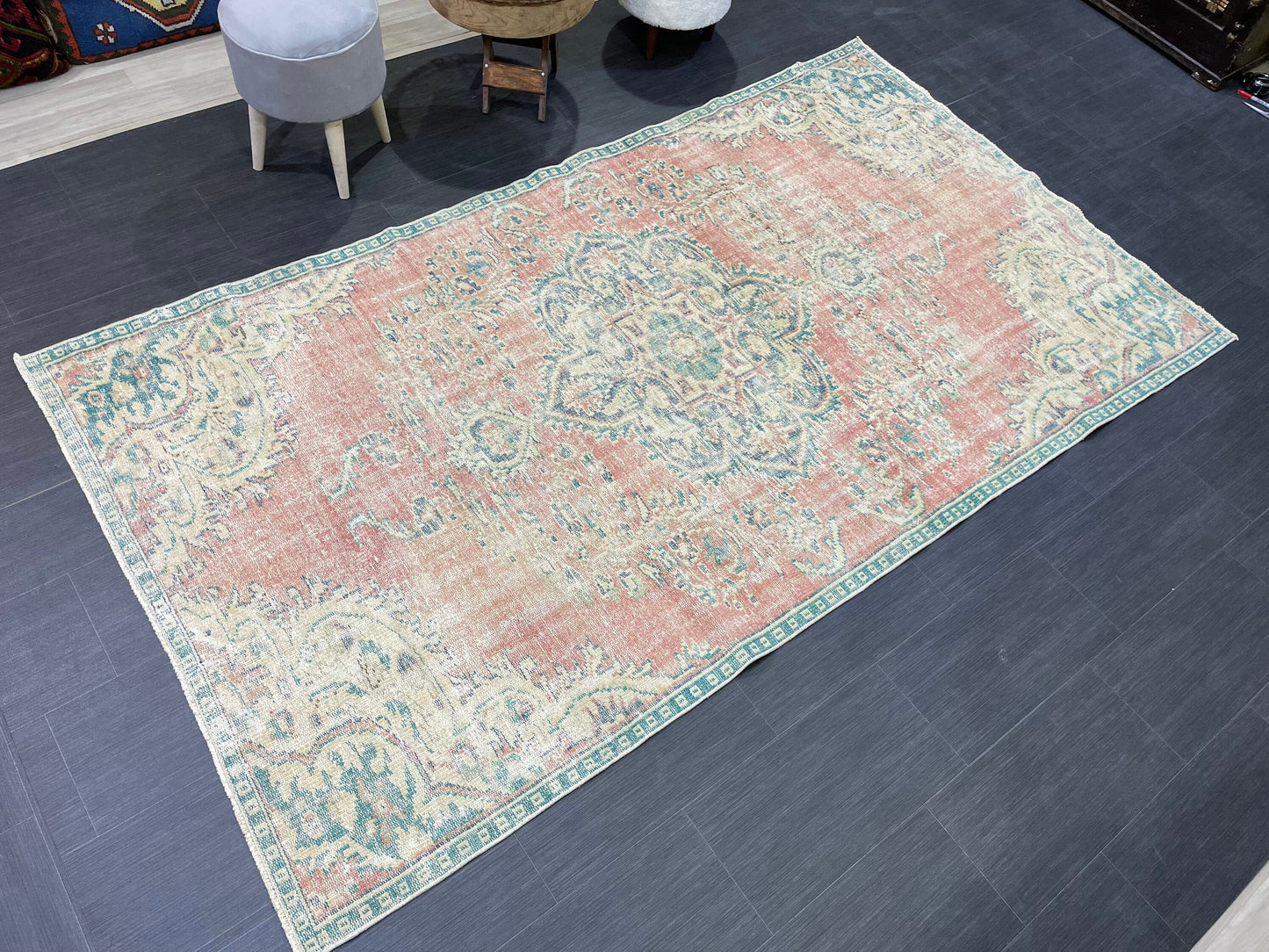 Antique Rug, Turkish 4.9 x 8.6 Rug, Persian RUG, Oushak Rug, Hand knotted Rug, Distressed Rug, Vintage Rug, Handmade Rug, woven rug.