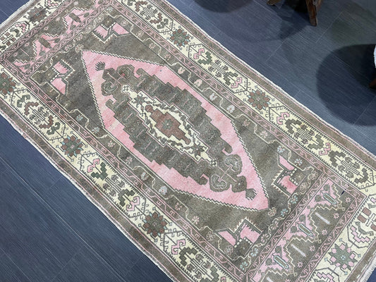 Anatolian Vintage Rug, TURKISH Rug, Vintage 3.2 x 6.9 Wool Rug, Oushak Rug, Hand Knotted Rug, 100% Wool Rug, Handmade Rug
