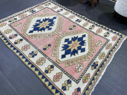 Handmade TURKISH Rug, Vintage Wool 3.3 x 4.4 Rug, Oushak Rug, Hand Knotted Rug, Anatolian Rug, Persian Rug,  100% Wool Rug,