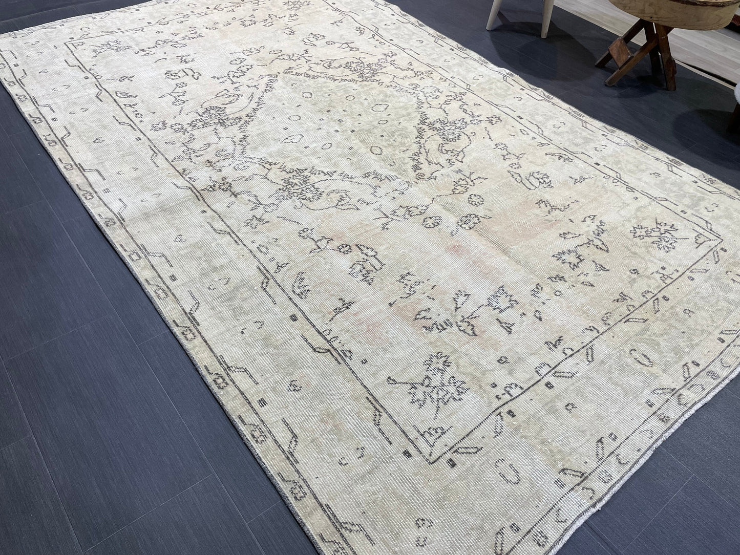 Muted Vintage Rug, Persian 5.6 x 8.7 Rug, Living Room Rug,Oushak Rug,Hand Knotted Rug, NEUTRAL Rug,Turkish Rug, Handmade Rugs