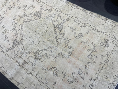 Muted Vintage Rug, Persian 5.6 x 8.7 Rug, Living Room Rug,Oushak Rug,Hand Knotted Rug, NEUTRAL Rug,Turkish Rug, Handmade Rugs