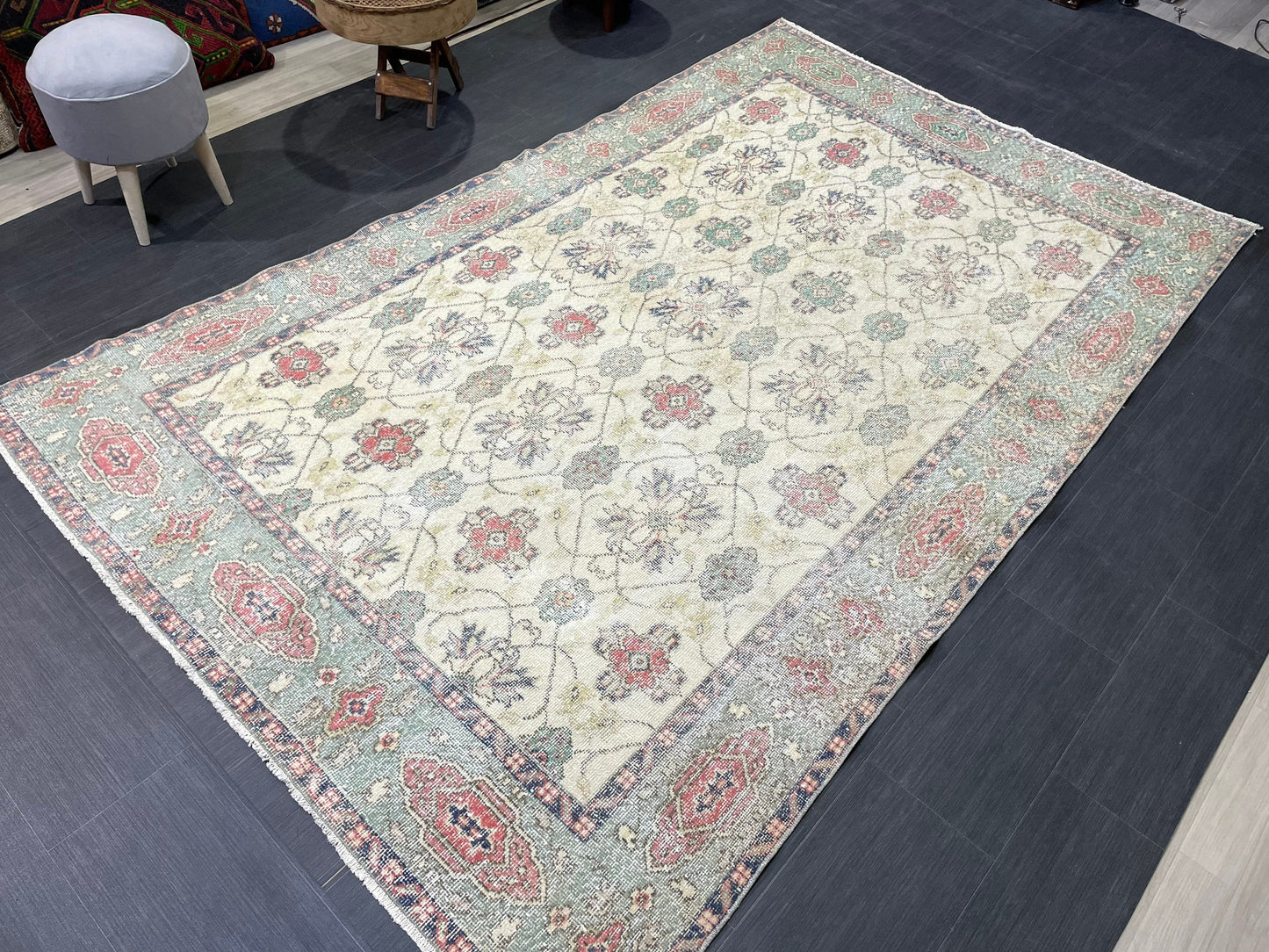 Vintage Rugs, Eclectic 5.8 x 9.4 Rug, Shabbychic Rug, Rustic Rug, Handmade Rug, Vintage Turkish Rug, Farmhouse Rug, Distressed Persian Rug