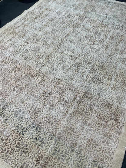 Antique WOOL RUG, Vintage 6x9 Rug, Turkish Oushak Rug, Handmade Rug, Distressed Rug, Oushak Rug, Farmhouse  Rug, Oriental Rug,Rustic Rug