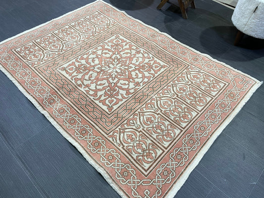 Antique Rug, Vintage 3.4 x 4.8 Rug, Turkish Wool Rug, Oushak Rug Fine Knotted Rug, Hand Knotted Rug, Persian Rug, Handmade Rug