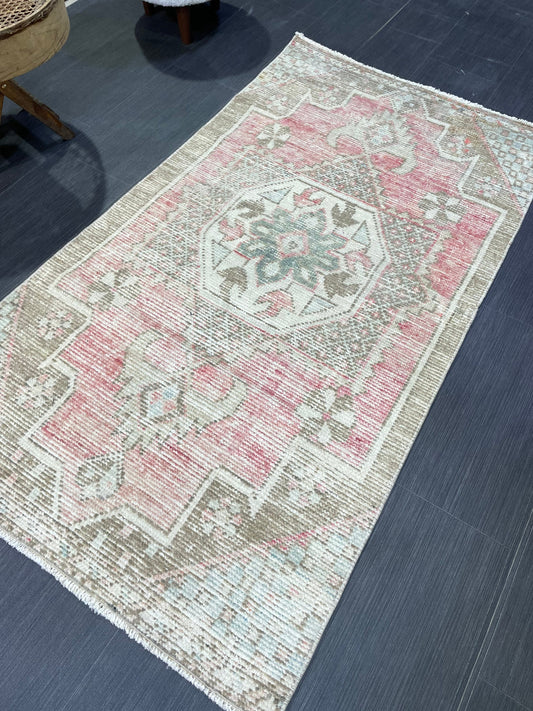 Handmade 3x5.6 Rug, Eclectic Rug, ShabbyChic Rug,Rustic Rug,Bohemian Rug, OUSHAK Rug, Turkish Rug, Farmhouse Rug,Vintage Rug, Minimalist Rug