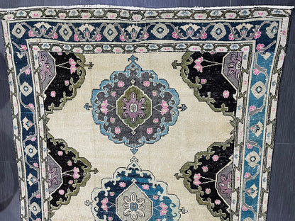 Antique Rug, TURKISH RUG, VINTAGE Rug, Living Room4.9 x 7.9 Rug, Oushak Rug, Handmade Rug, Earth Tones rug, Persian Rug, farmhouse rug
