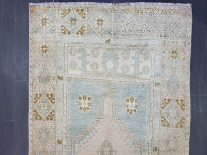 OUSHAK RUG, TURKISH 2.9 x 5.2 Antique Rug,  Vintage  Rug, Antique Rug Wool Handknotted Rug,  Handmade Rug,Vintage Turkish Rug