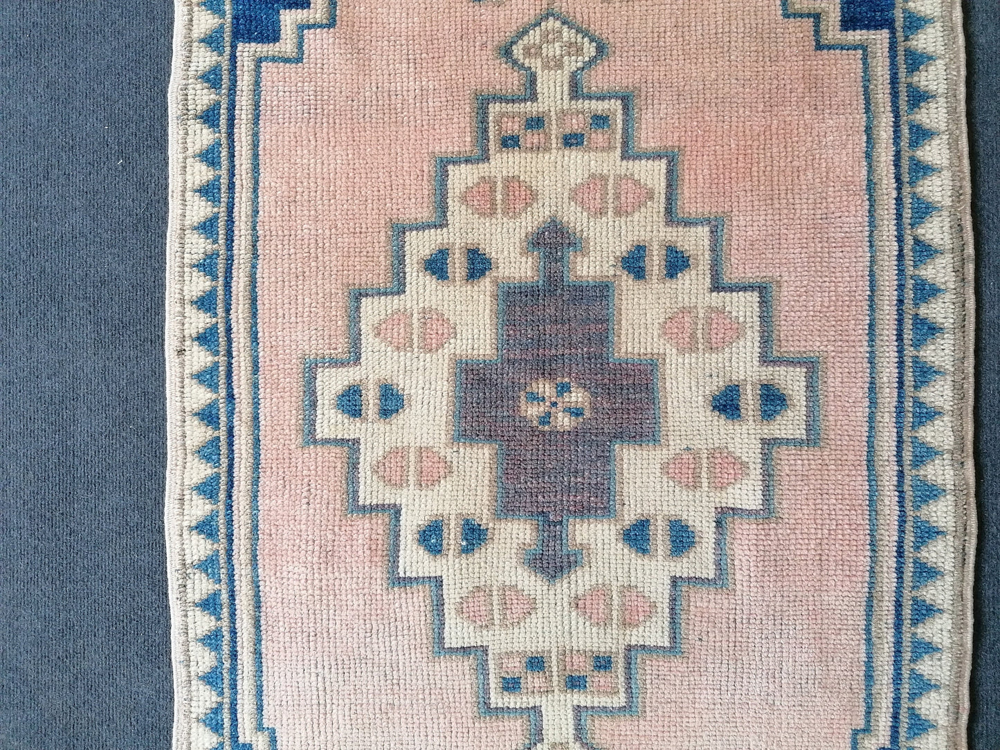 2.4 x 3.4 Vintage small rug,turkish rug,oushak rug, entryway rug,kitchen rug,