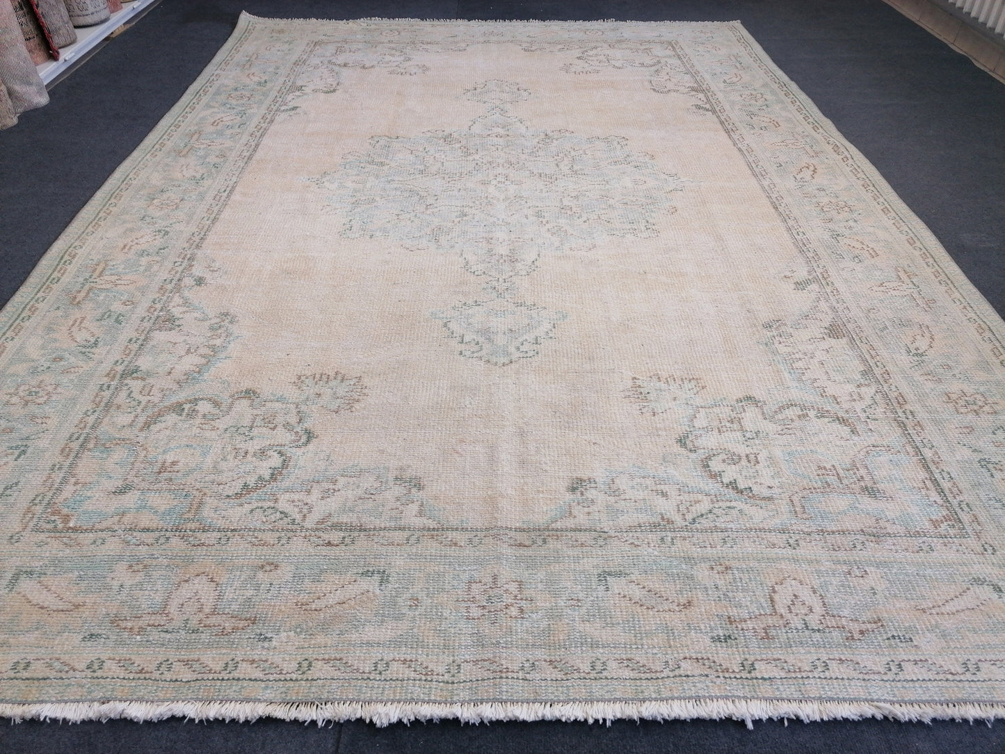 7 x 10 Distressed vintage rug  large handmade rug, antique rug, rustic rug, turkish rug, farmhouse rug,