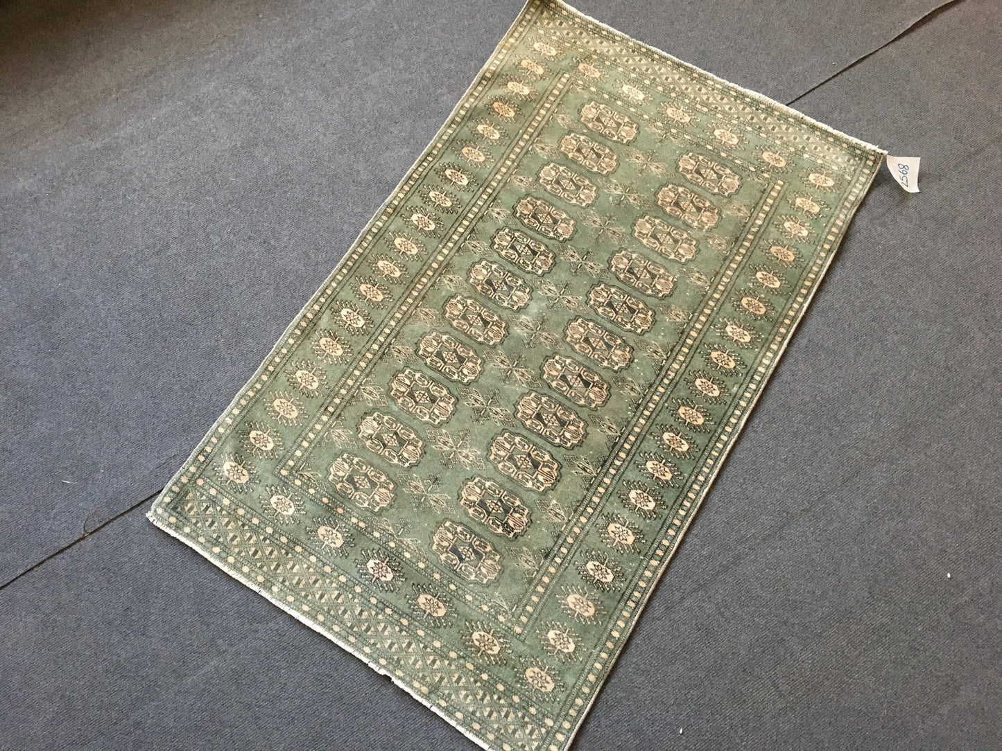 2.5 x 4 green turkish bedroom rug, vintage handmade small bedroom rug,