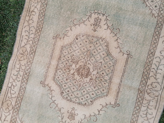 4 x 6.5 Turkish rug green vintage rug, handmade rug, distressed wool rug