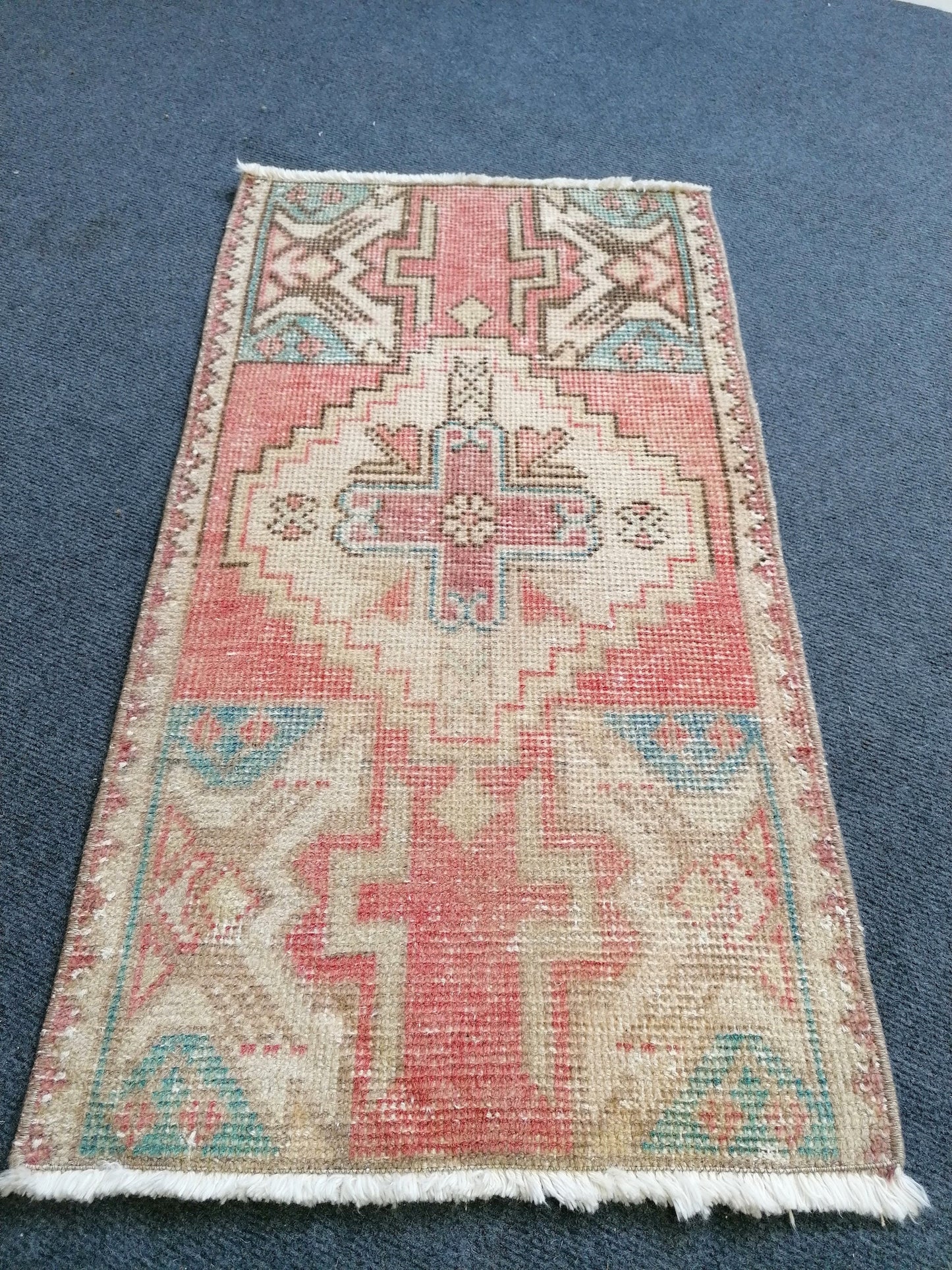 Vintage small turkish rug, hand made wool rug 2.10x1.6 feet