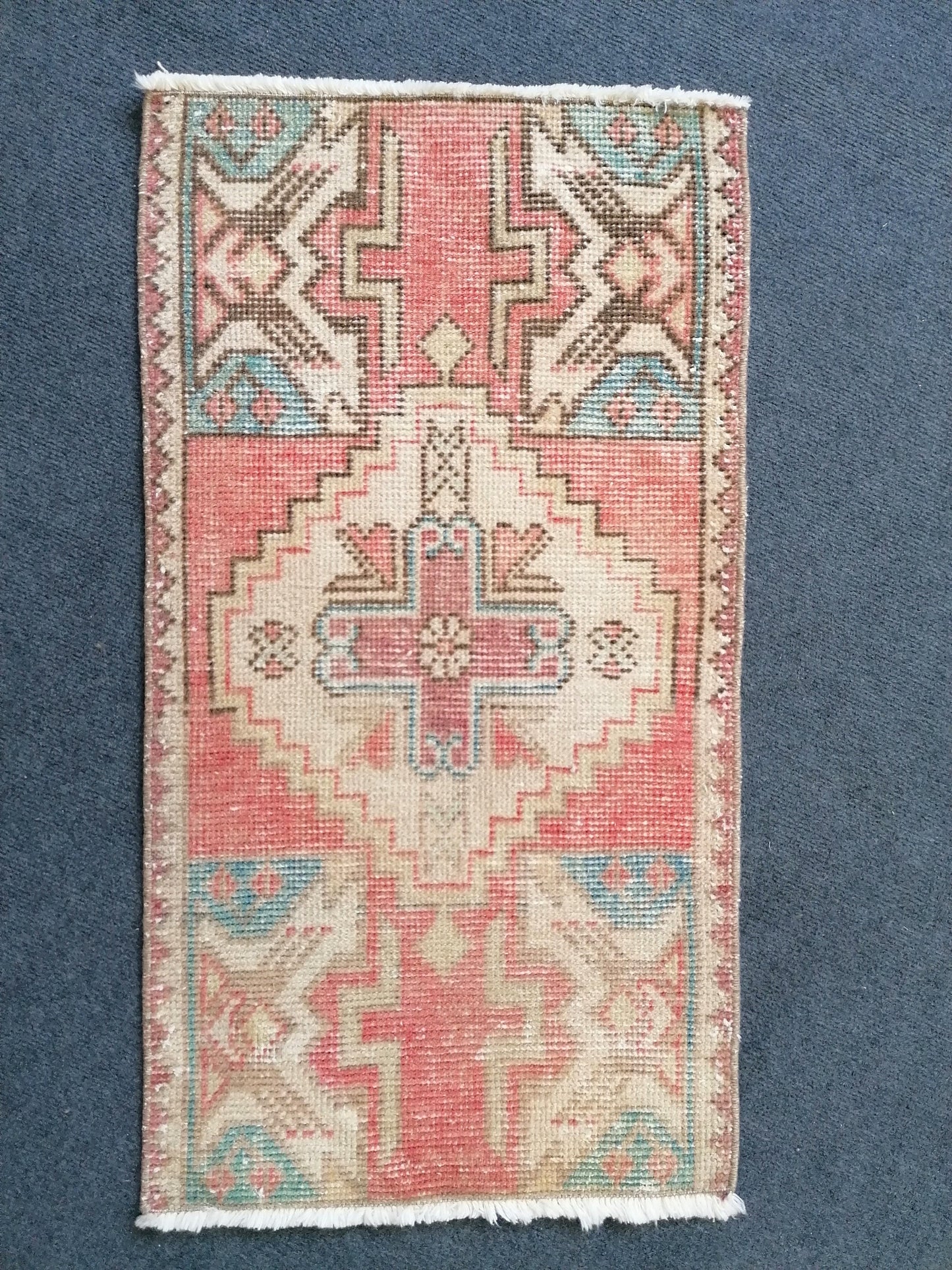 Vintage small turkish rug, hand made wool rug 2.10x1.6 feet