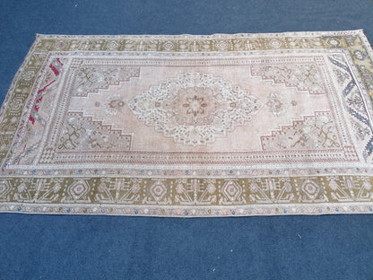 4.9 x 8.4 Oushak turkish rug, vintage turkish rug,oushak vintage rug,vintage rug,