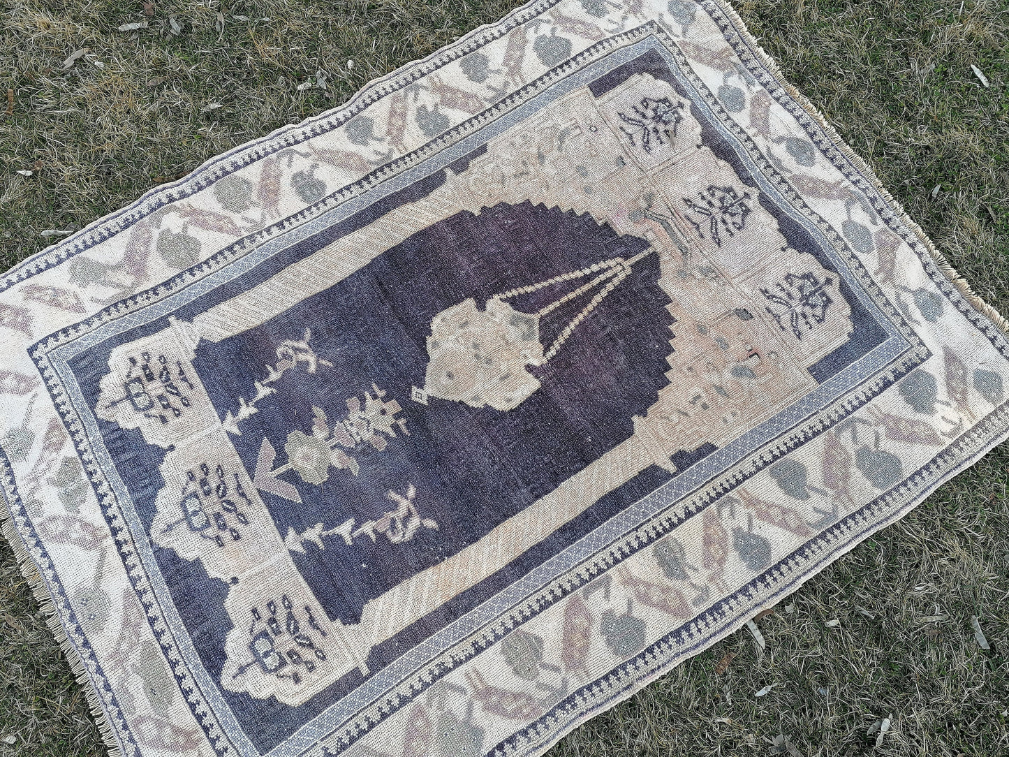 Turkish rug, vintage rug,hand made wool rug 4 x 5.5 oushak vintage rug,