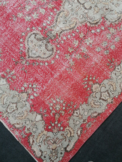 5.6 x 9.7 turkish oushak rug  vintage oushak rug wool oushak rug distressed hand made