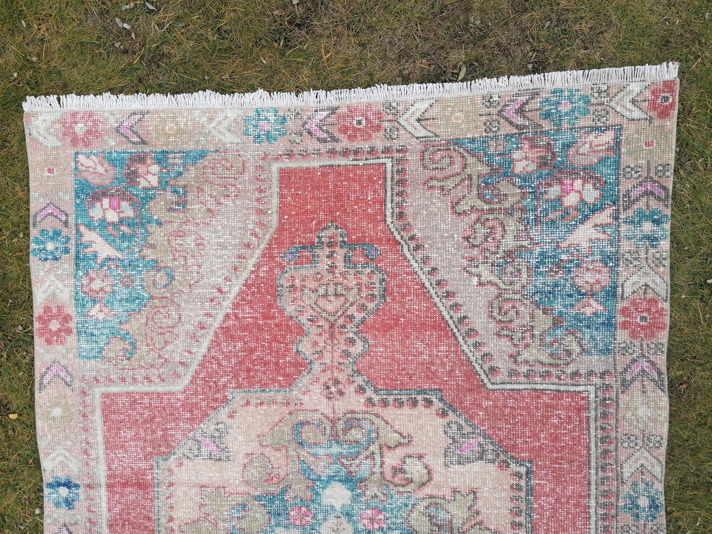 Vintage rug 4.6 x 7 turkish rug, kitchen rug, oushak rug