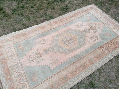Vintage pastel rug 5 x 9.4 turkish oushak rug, rustic unsual tribal rug traditional