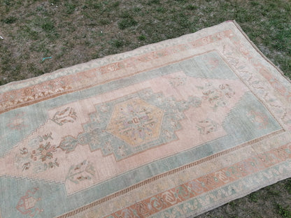 Vintage pastel rug 5 x 9.4 turkish oushak rug, rustic unsual tribal rug traditional
