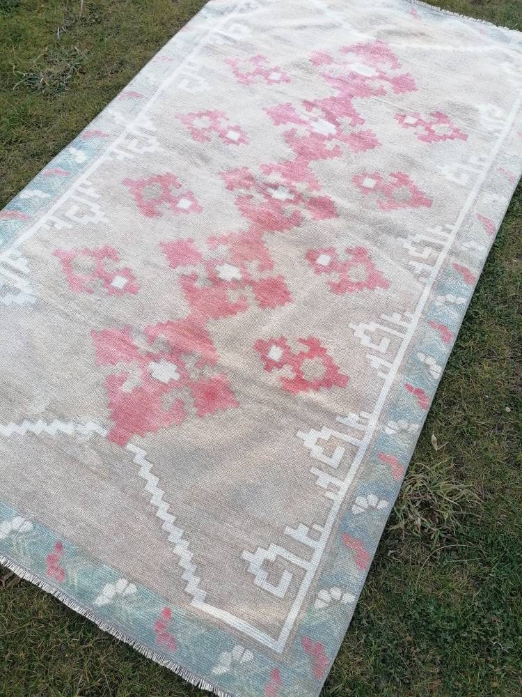 Vintage oushak rug, turkish rug 4.7 x 8 pastel vintage rug, handmade wool runner,