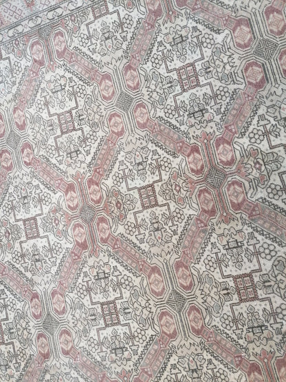 Larger vintage rug 6.4 x 9.5 oushak rug, vintage anatolian rug,kitchen rug unique handmade rug