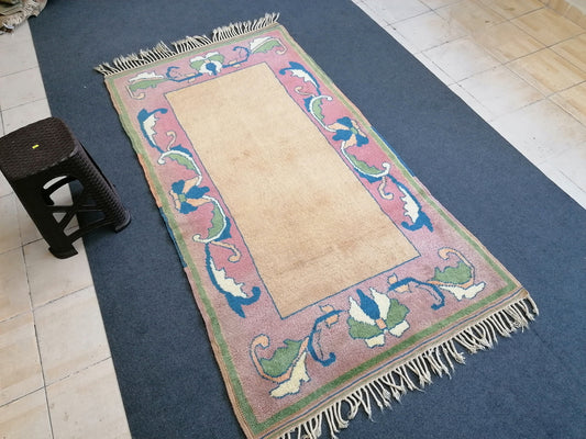 4 x 7 vintage turkish rug, are wool rug, Handmade rug