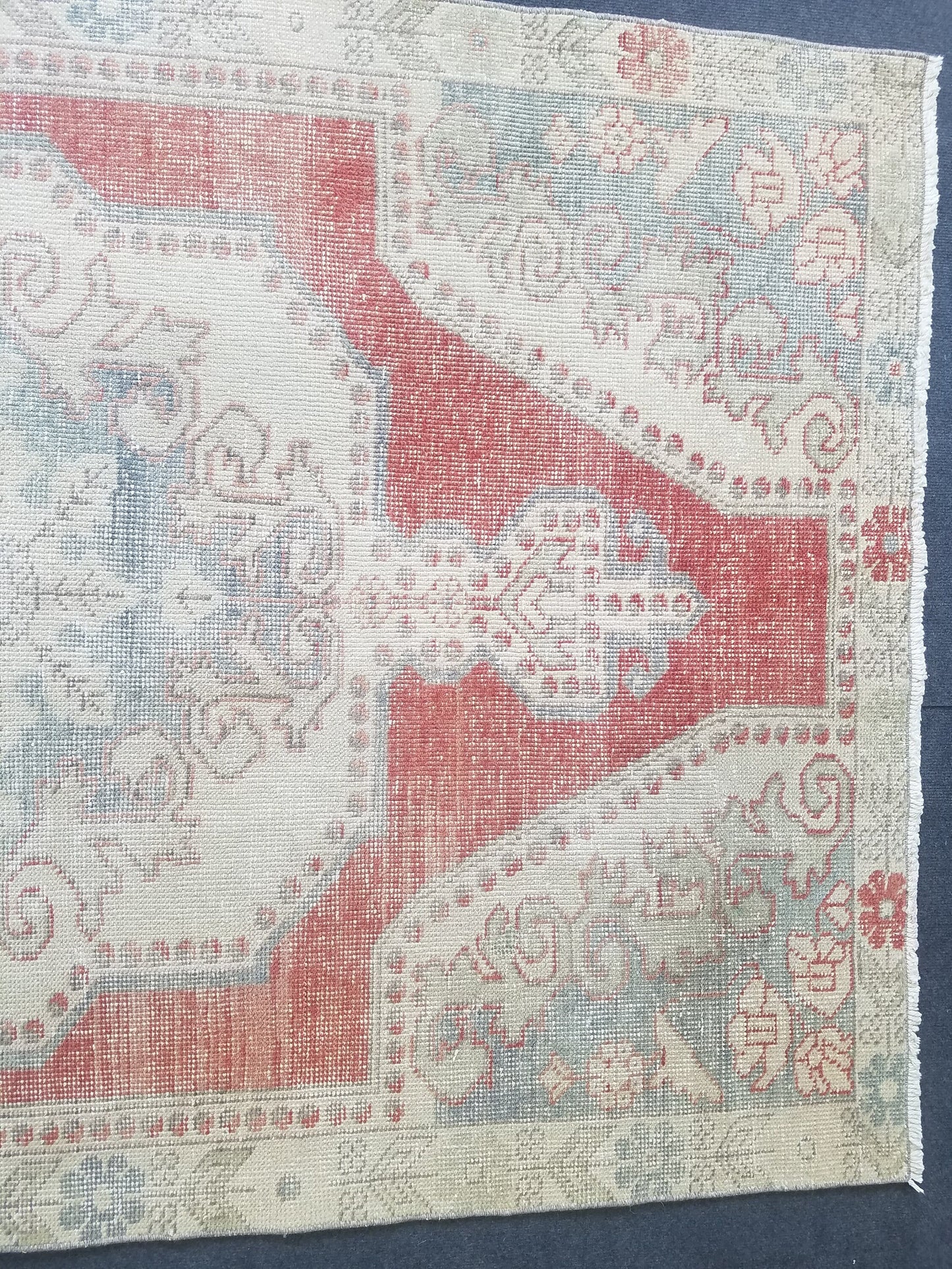 55 x 83 inchesTurkish rug, vintage rug, oushak rug, kitchen rug, bohemian rug, traditional