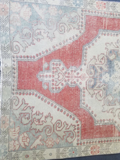 55 x 83 inchesTurkish rug, vintage rug, oushak rug, kitchen rug, bohemian rug, traditional