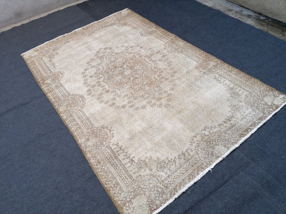 5.9 x 8.8 Oushak turkish rug, vintage turkish rug, oushak vintage rug, vintage rug,