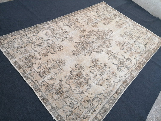 6.9 x 9.9 Oushak turkish rug, vintage turkish rug, oushak vintage rug,