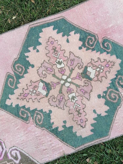 2.3 x 8.6 Vintage rug, runner wool rug  hallway handmade runner, distressed kitchen runner rug