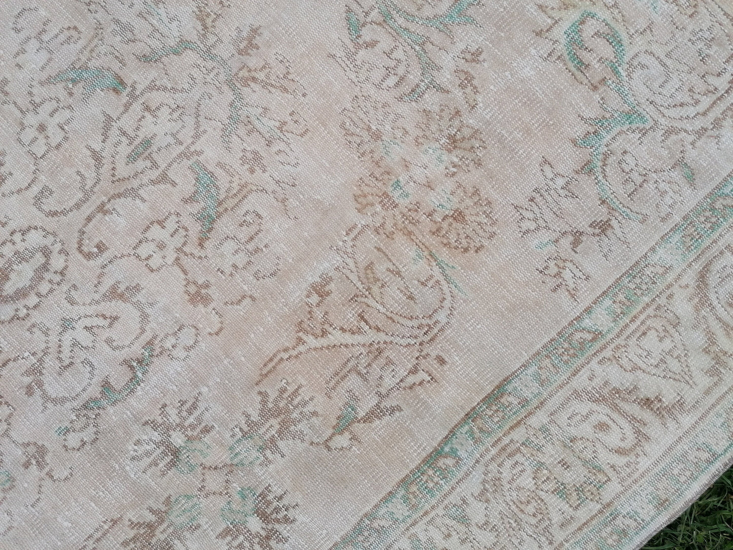 Oushak rug 6 x 9.4 distressed vintage rug, faded living room rug anatolian rug