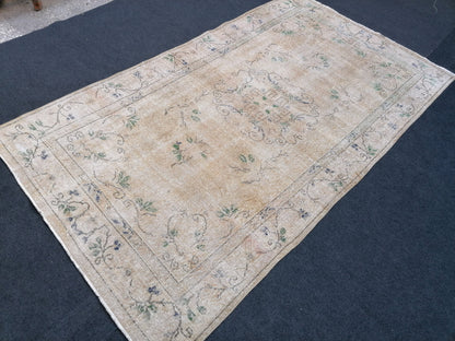 8.6 x 4.10 Oushak turkish rug, vintage rug, kitchen rug