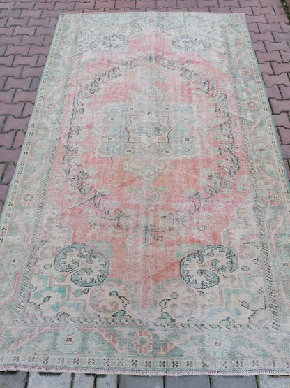 5.9 x 9.5 vintage green rug, dıstressed oushak rug turkish area rug