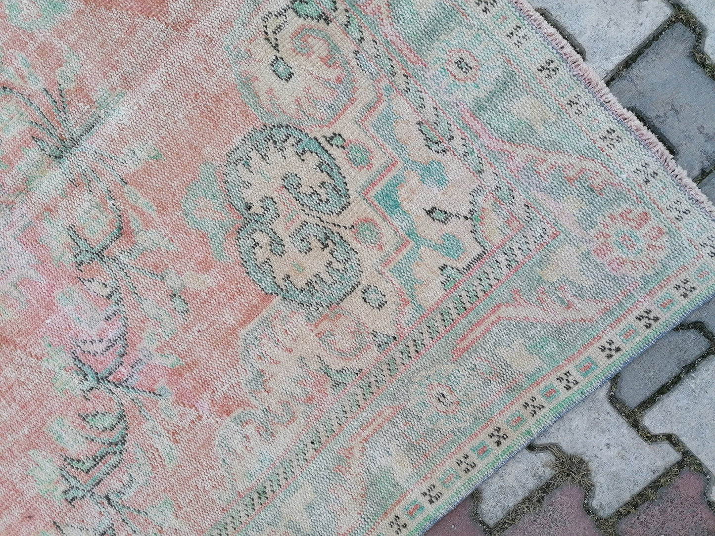 5.9 x 9.5 vintage green rug, dıstressed oushak rug turkish area rug