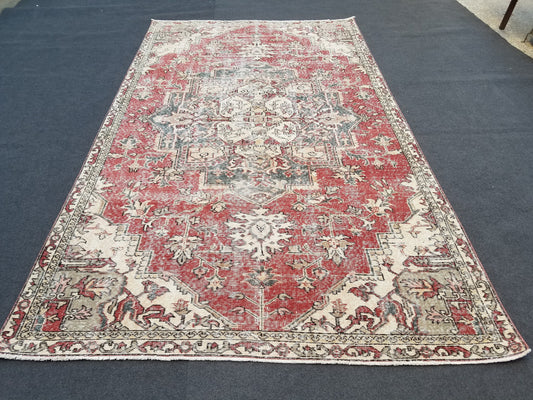 5 x 8.8 Oushak turkish rug, oushak rug, vintage rug