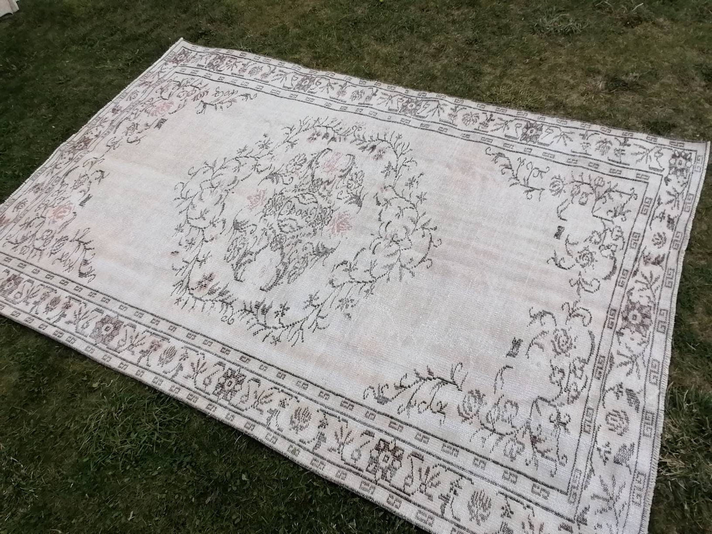 handmade wool rug, distressed rug 5.10 x 9 vintage rug, oushak turkish rug