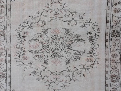 handmade wool rug, distressed rug 5.10 x 9 vintage rug, oushak turkish rug