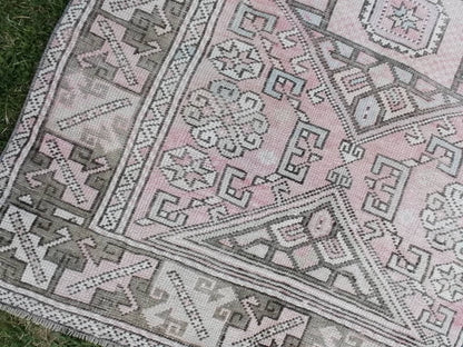 Vintage wool rug, mute vintage handmade wool rug, 4 x 5.4 turkish rug, oushak hand made rug,