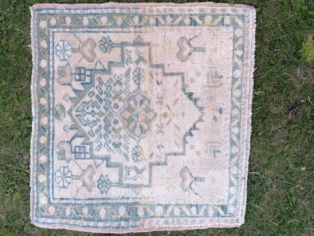 Oushak wool rug, turkish small rug vintage rug unique hand made rug kitchen rug bohemian rug 1.10 x 1.10 feet