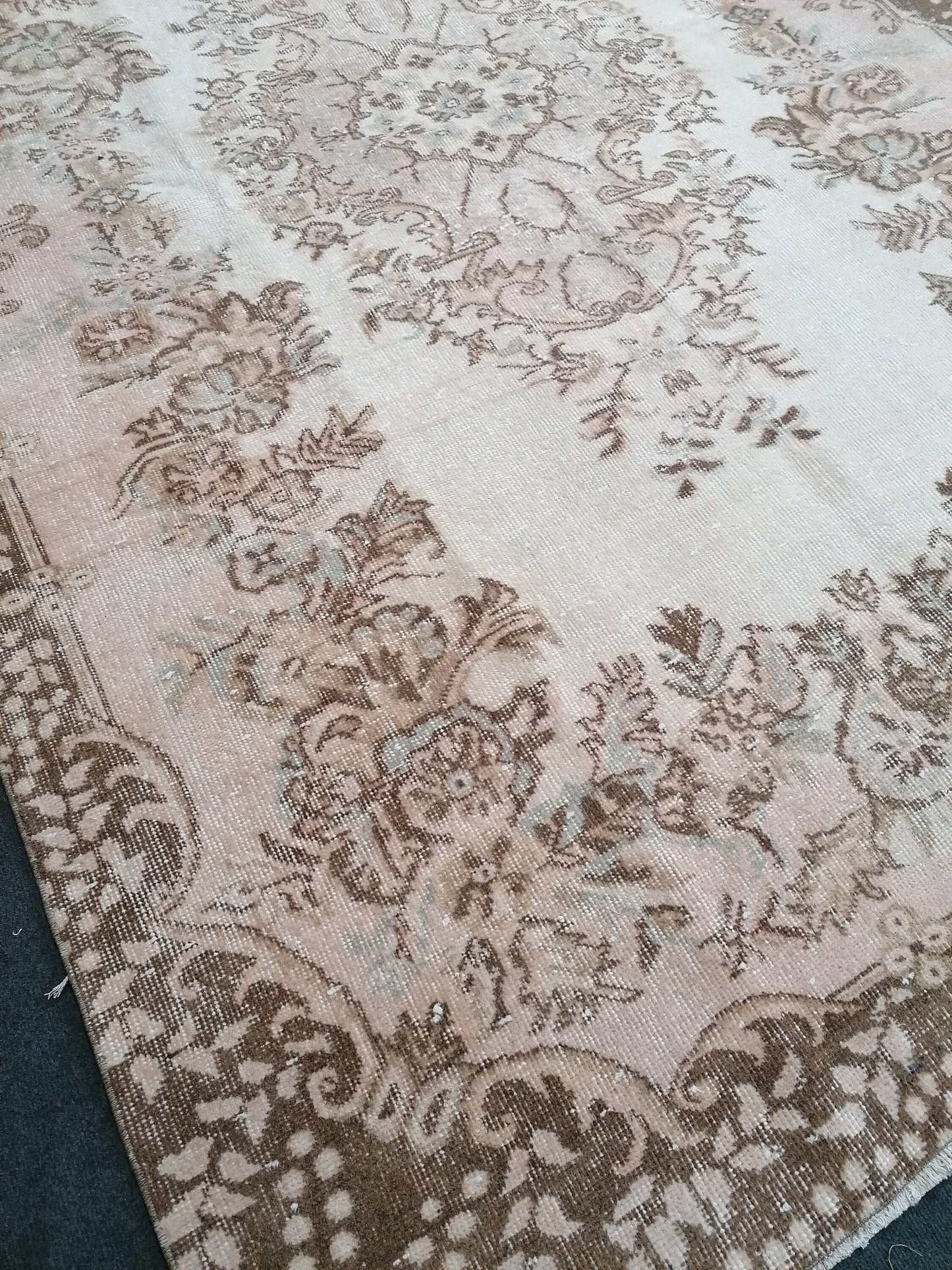 5.10 x 9.5 Muted oushak rug, large turkish oushak rug, pastel vintage rug,