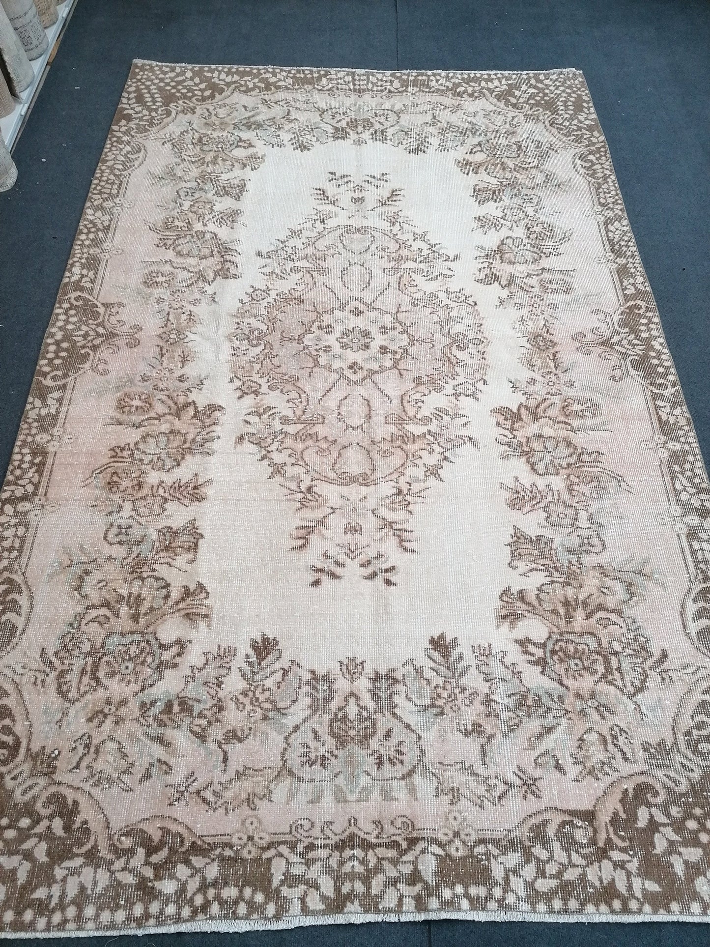 5.10 x 9.5 Muted oushak rug, large turkish oushak rug, pastel vintage rug,