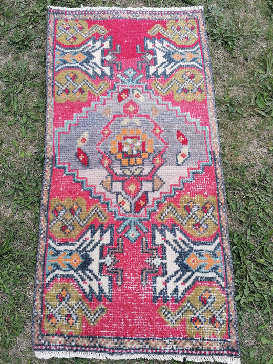 TurkÄ±sh rug vÄ±ntage rug, vÄ±ntage turkÄ±sh rug, hand made rug,wool rug 3'2x1'7 feet