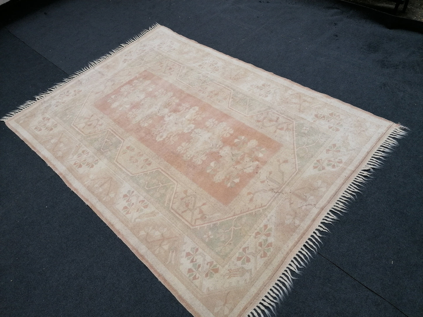 5.2 x 7.2 Oushak turkish rug, muted turkish  rug, vintage pastel wool rug, kitchen rug,