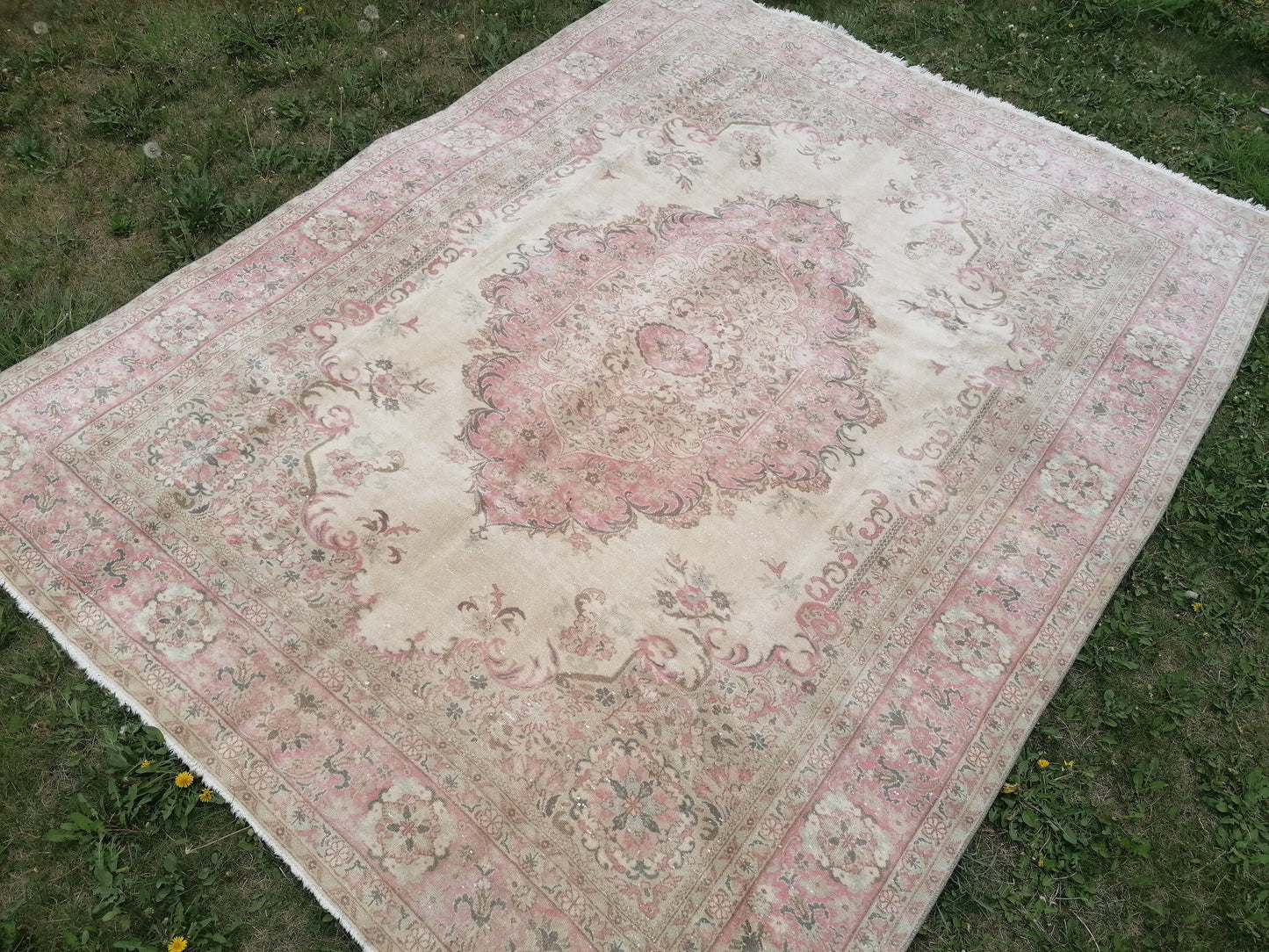 6.7 x 8.7 Vintage rug, pastel vintage oushak rug, unique handmade rug, traditional turkish rug
