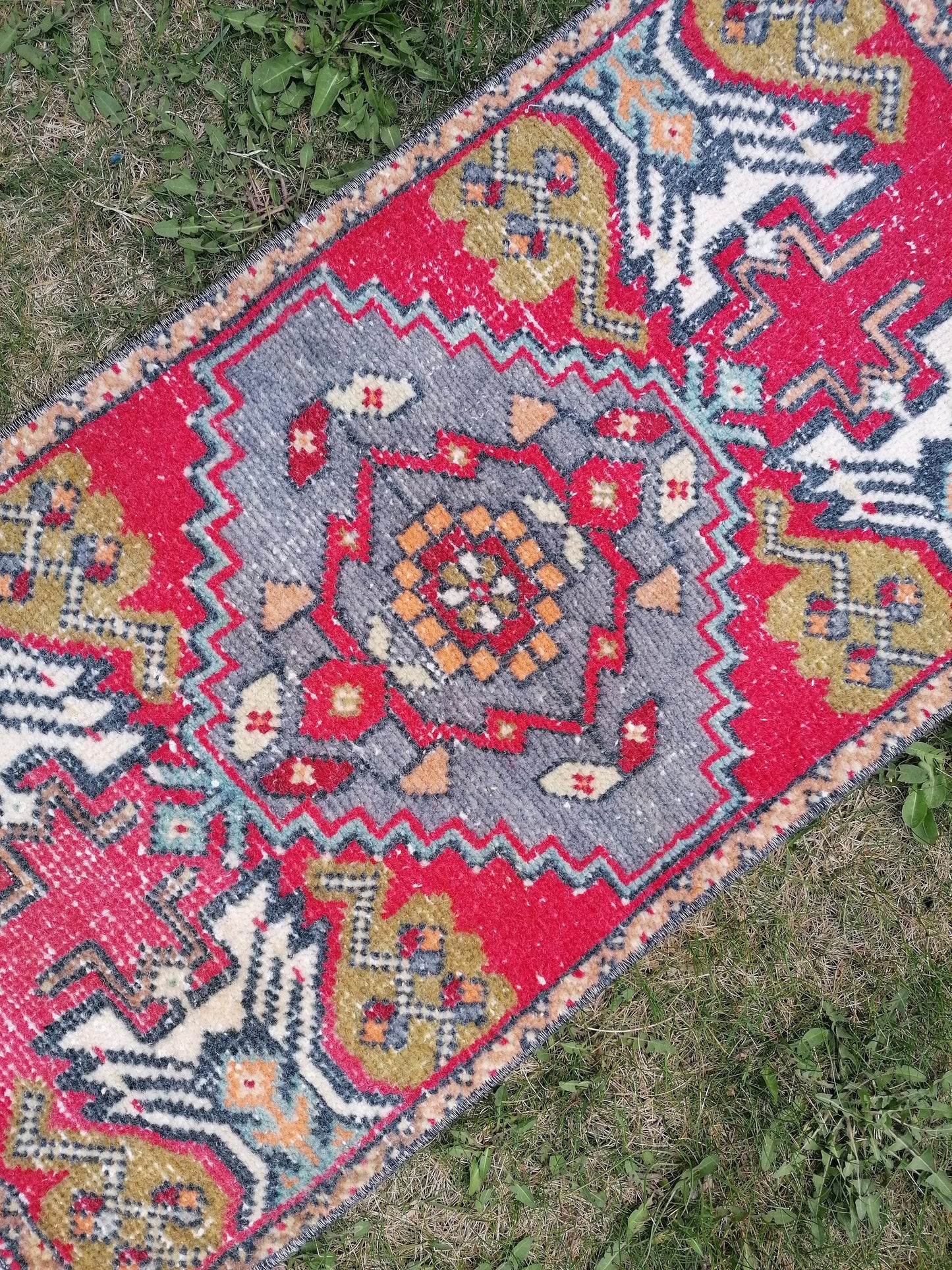 Turkish rug vintage rug, small handmade rug, wool rug 3x1'7 feet
